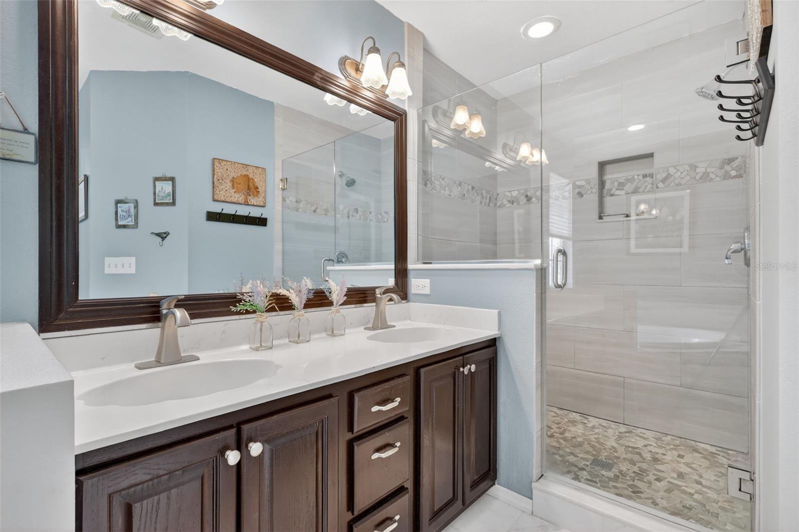 MILL CREEK PH V - Residential