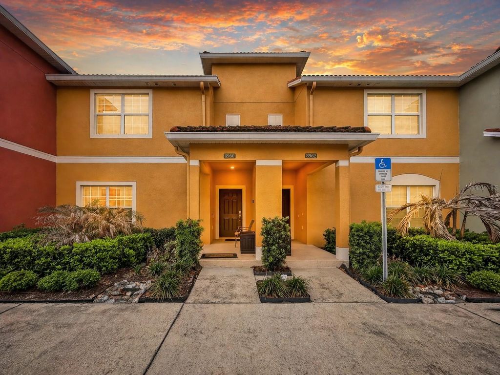 Photo of 8960 Majesty Palm Road, Kissimmee, FL 34747 (MLS # O6398289)