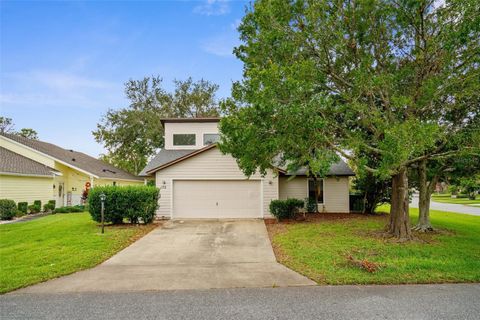 A home in DAYTONA BEACH