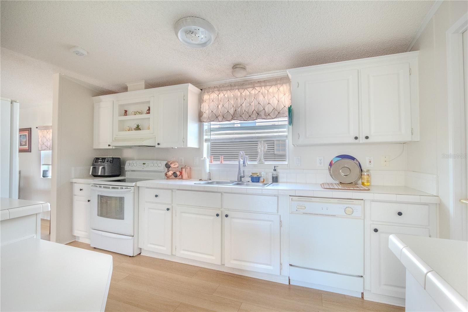 ZELLWOOD STATION COOP MH PARK - Residential