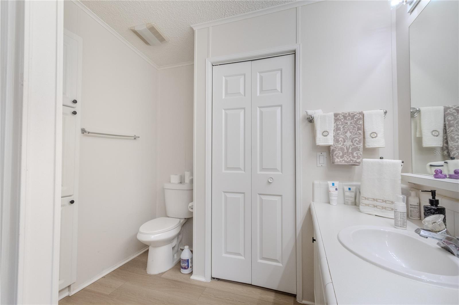 ZELLWOOD STATION COOP MH PARK - Residential