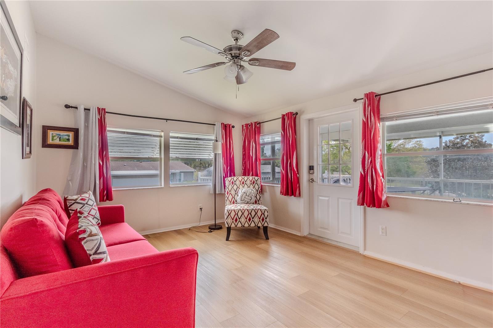 ZELLWOOD STATION COOP MH PARK - Residential