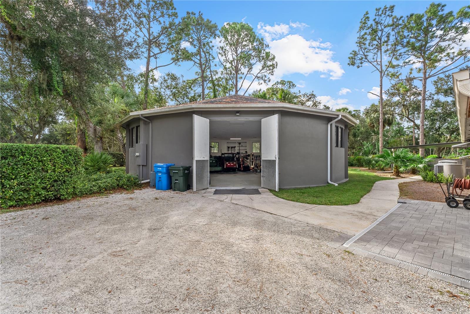 SADDLE CREEK - Residential