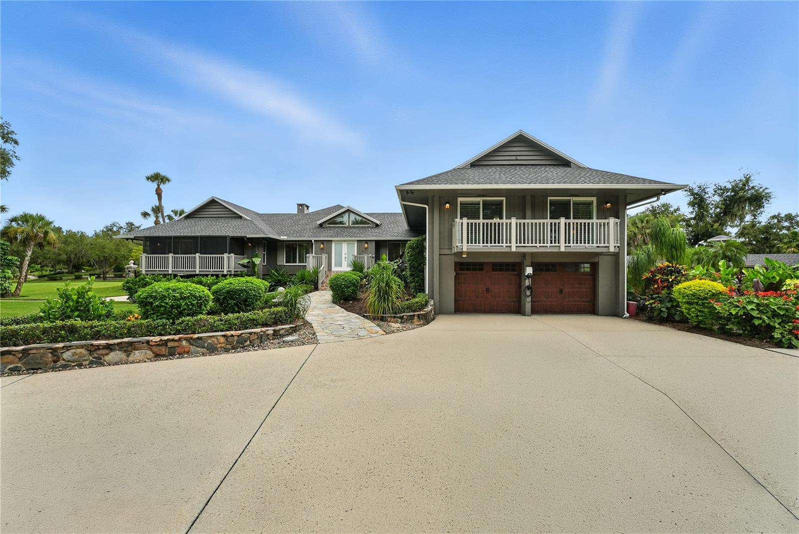 SADDLE CREEK - Residential