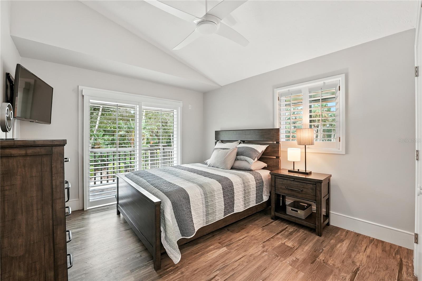 SADDLE CREEK - Residential
