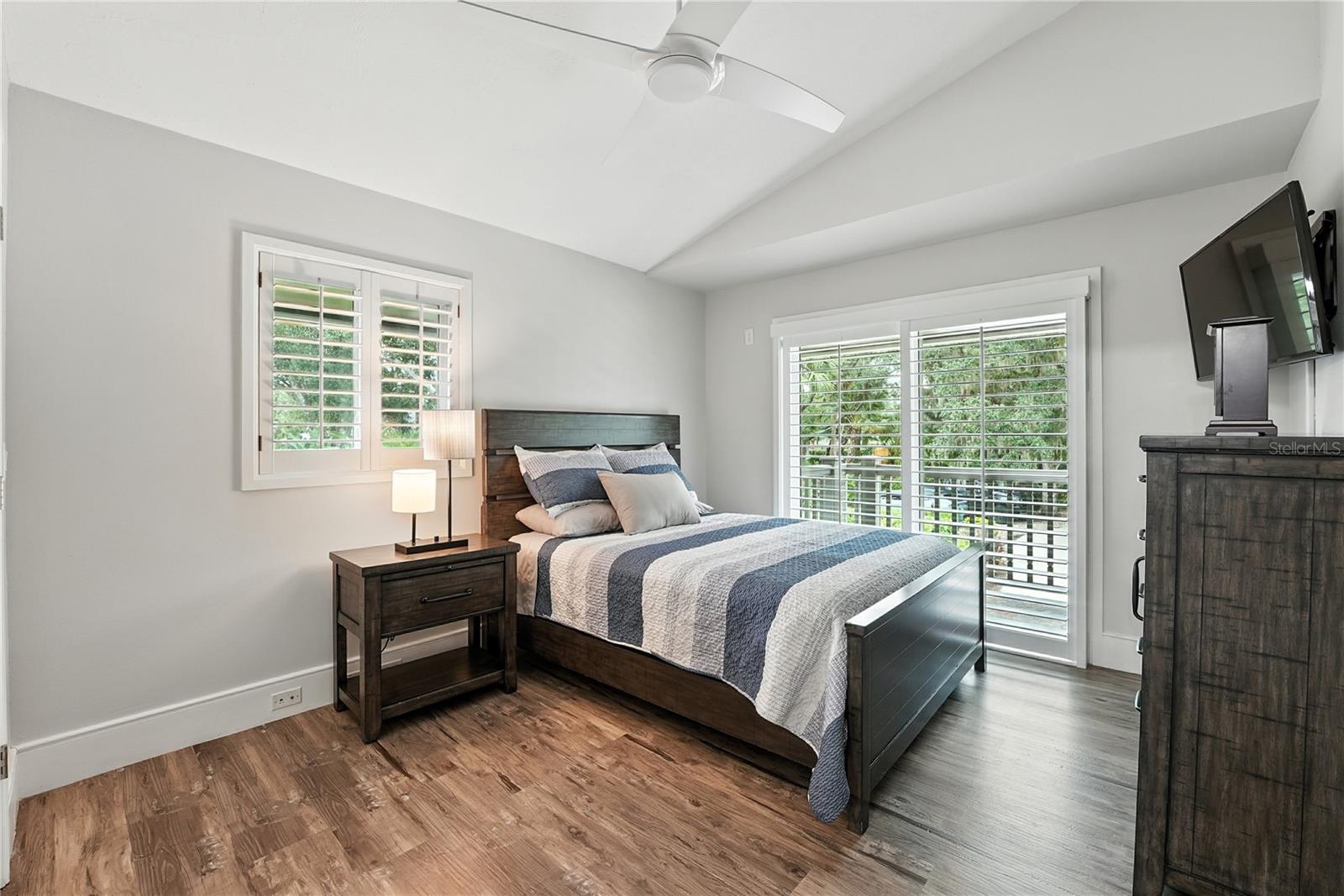 SADDLE CREEK - Residential