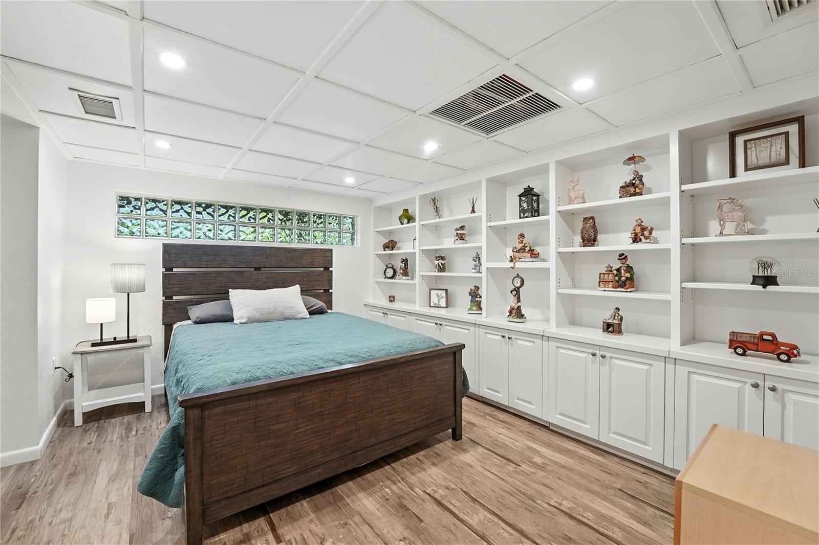 SADDLE CREEK - Residential