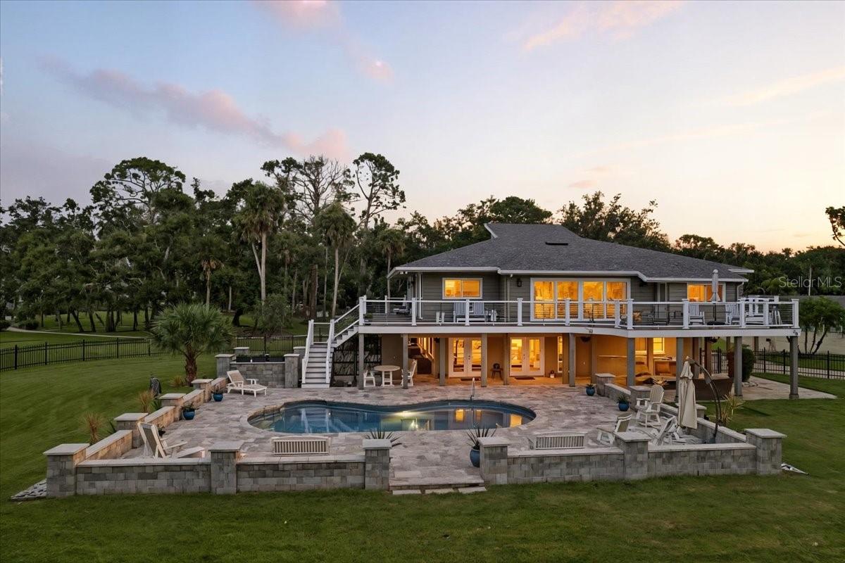 SADDLE CREEK - Residential