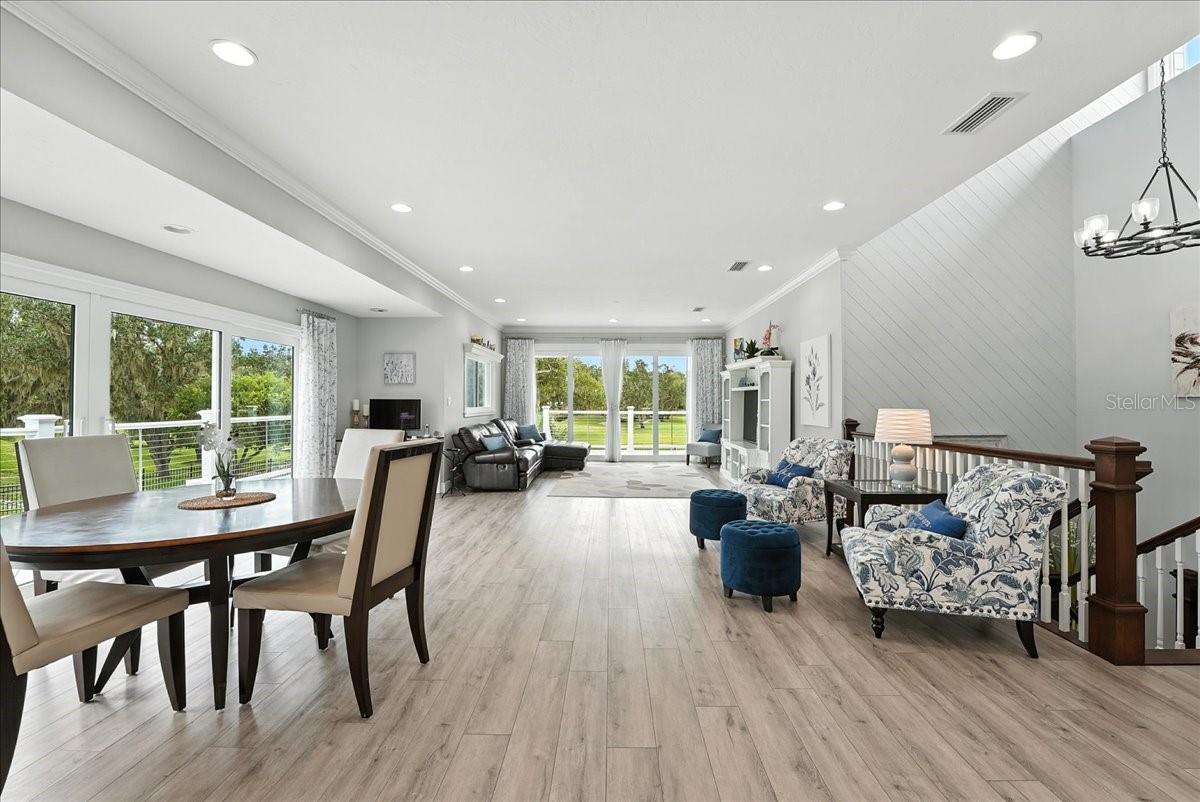 SADDLE CREEK - Residential