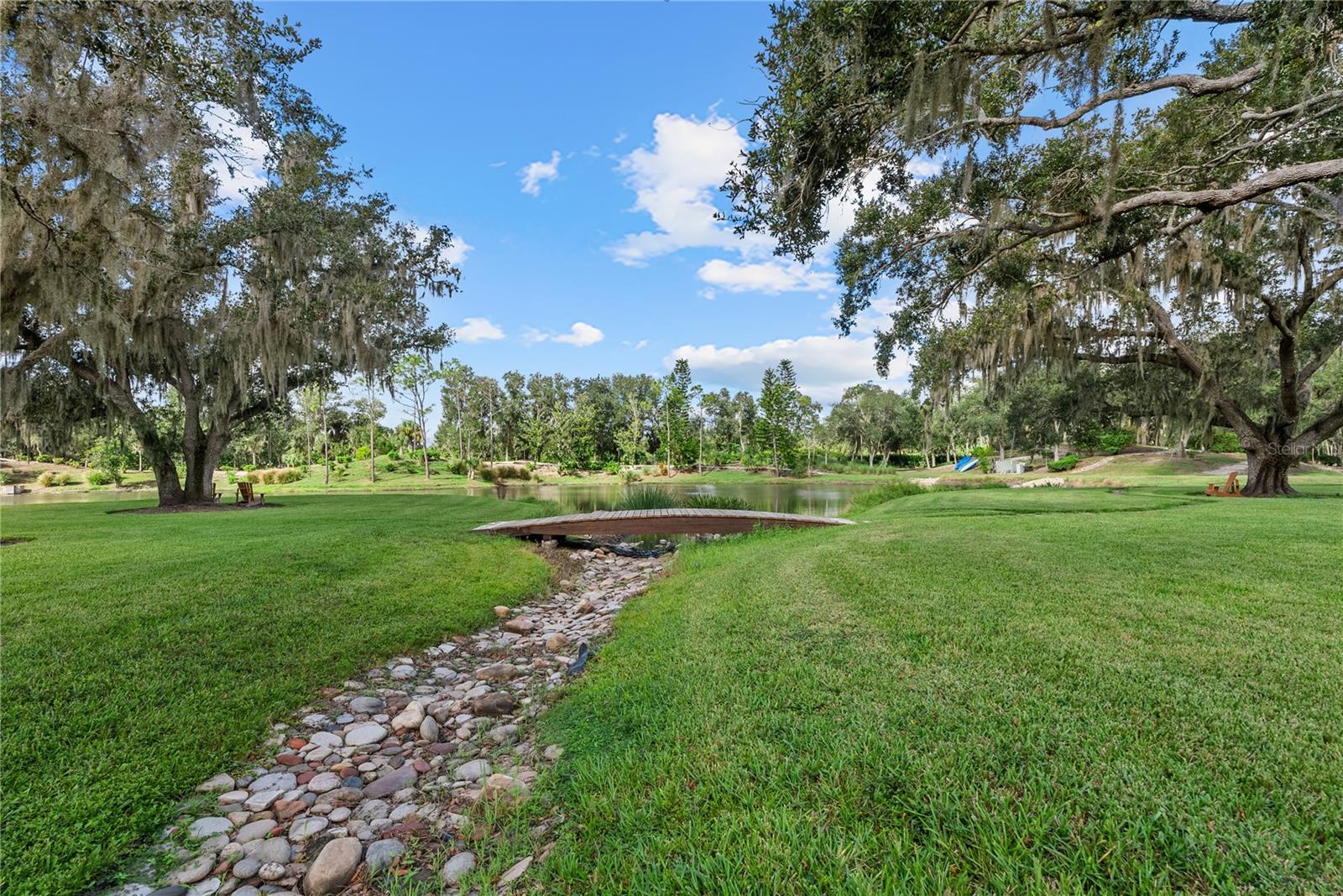 SADDLE CREEK - Residential