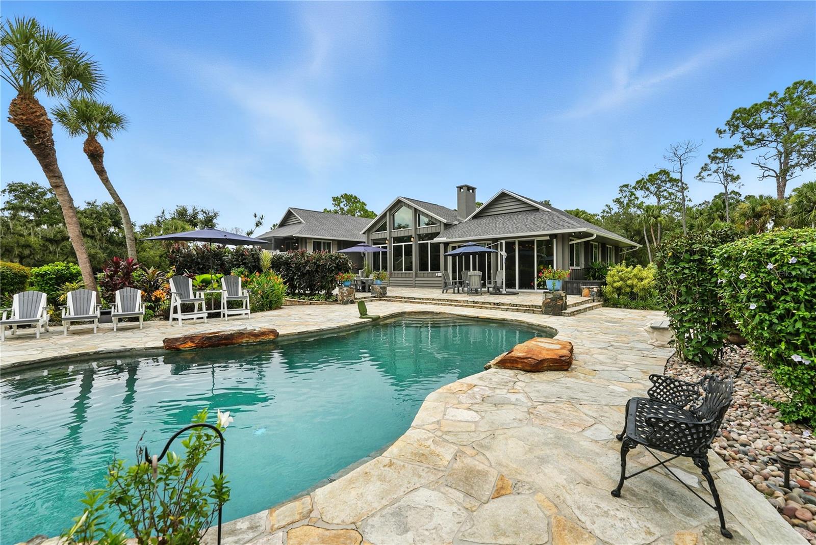 SADDLE CREEK - Residential