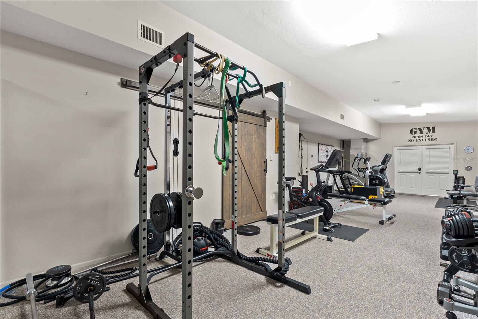 SADDLE CREEK - Residential