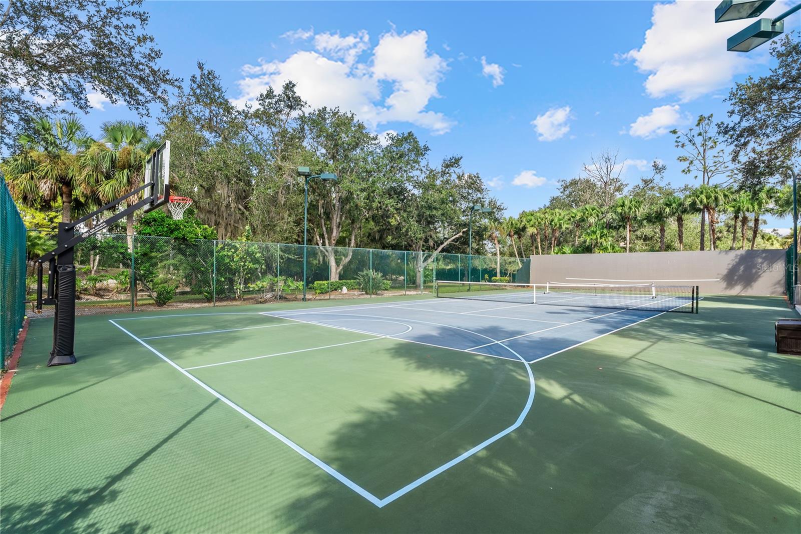 SADDLE CREEK - Residential