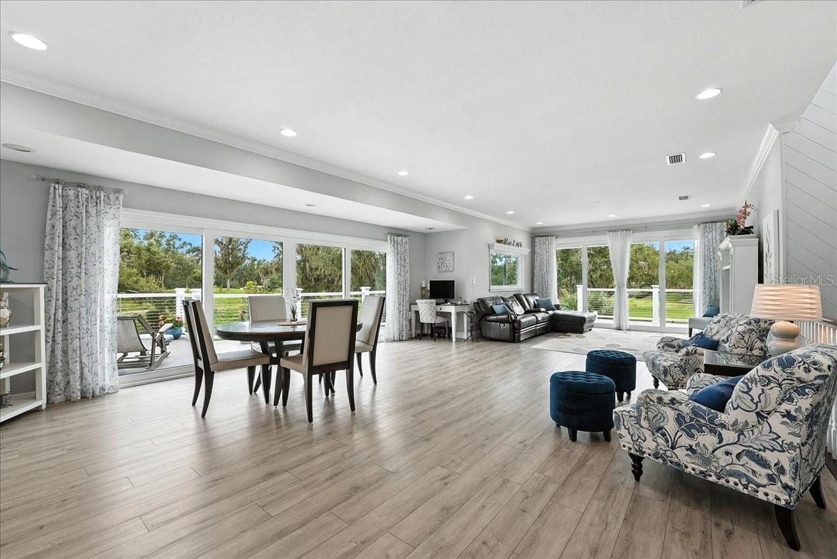 SADDLE CREEK - Residential