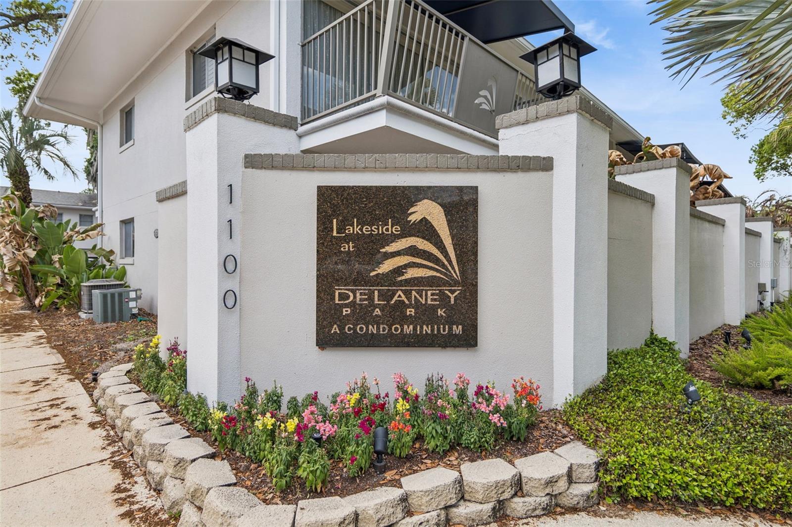 LAKESIDE/DELANEY PARK - Residential