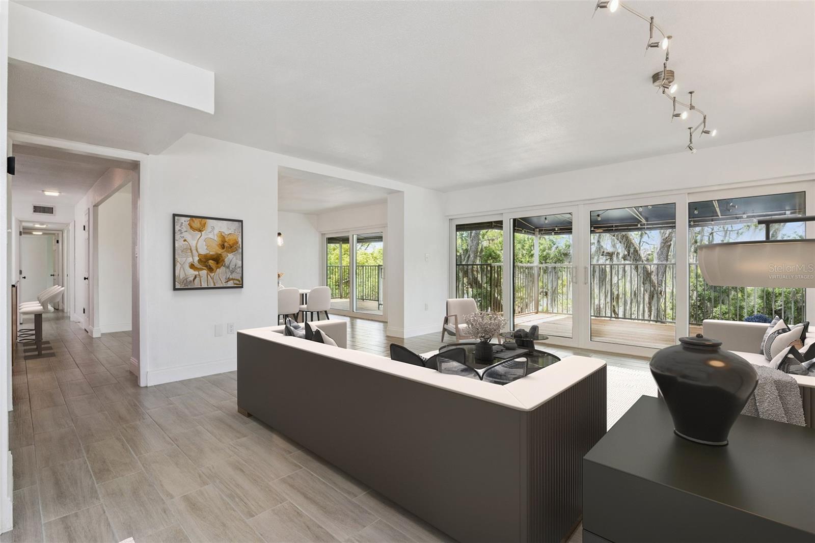 LAKESIDE/DELANEY PARK - Residential