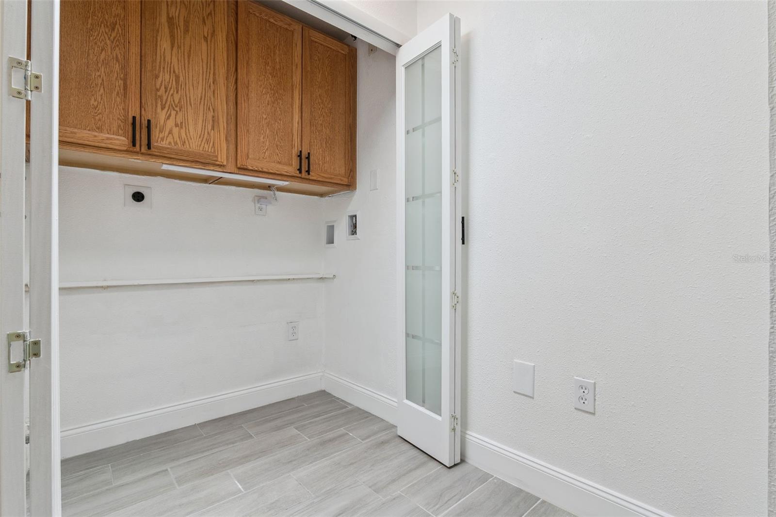 LAKESIDE/DELANEY PARK - Residential