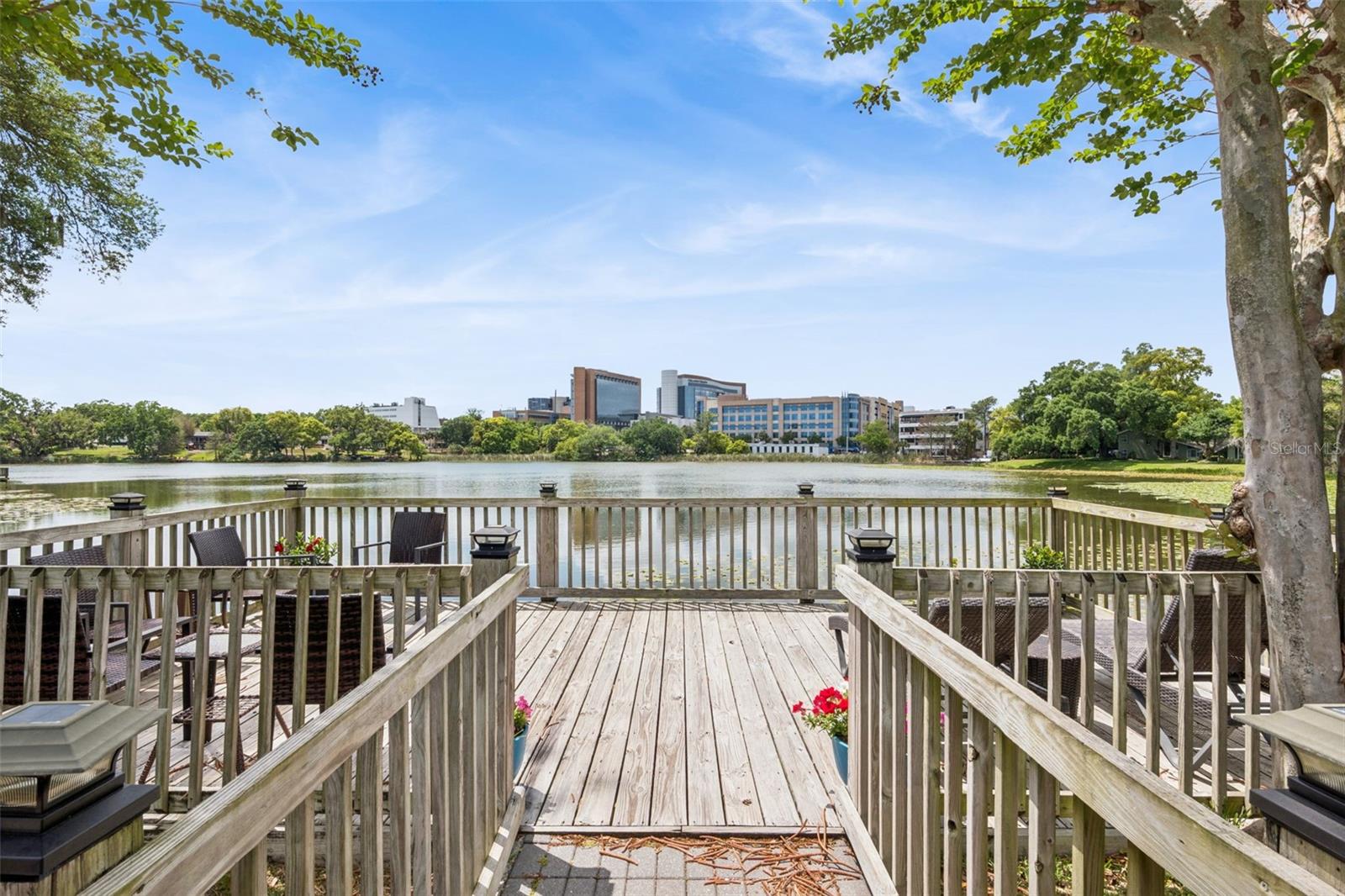 LAKESIDE/DELANEY PARK - Residential