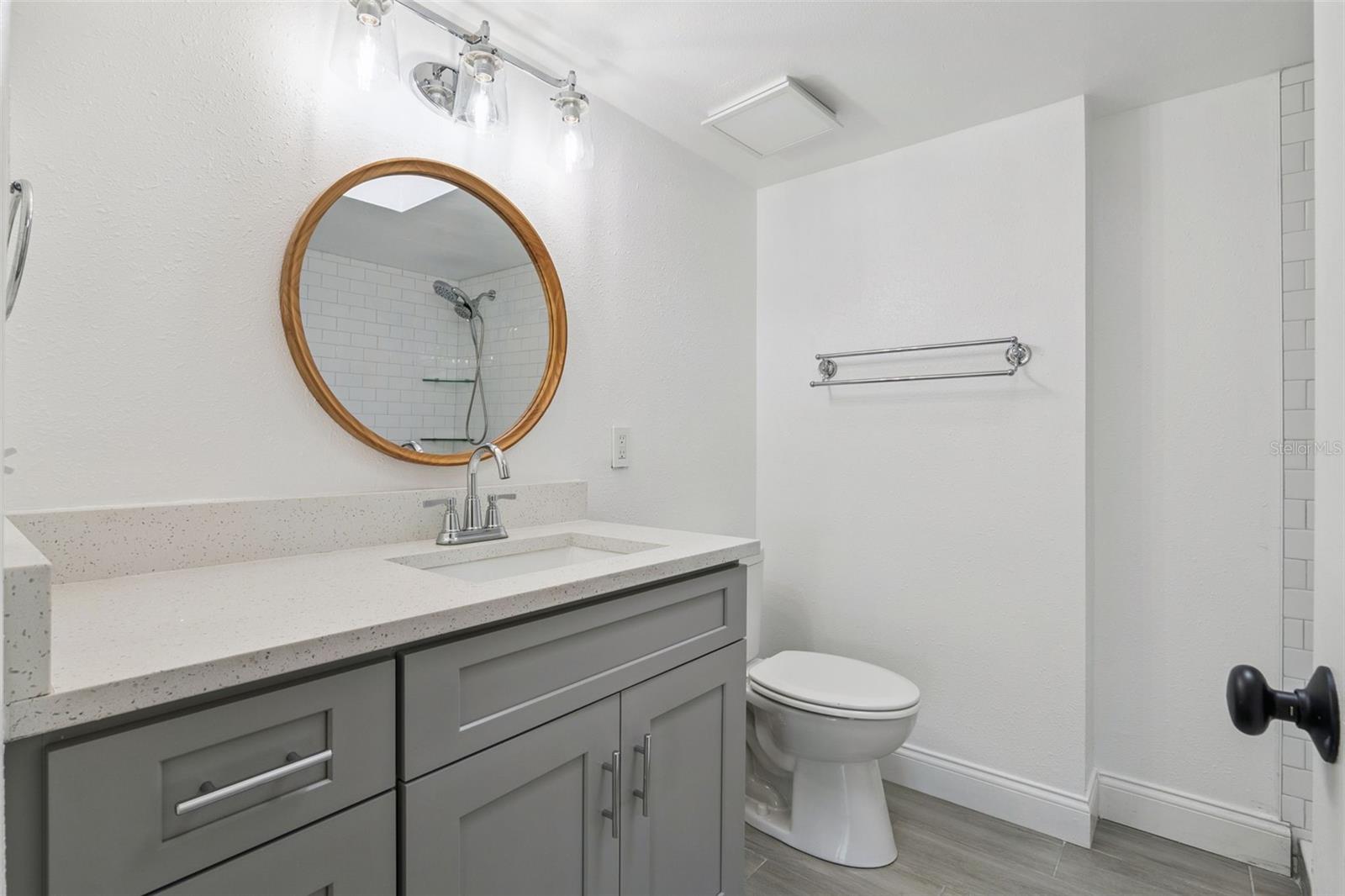 LAKESIDE/DELANEY PARK - Residential