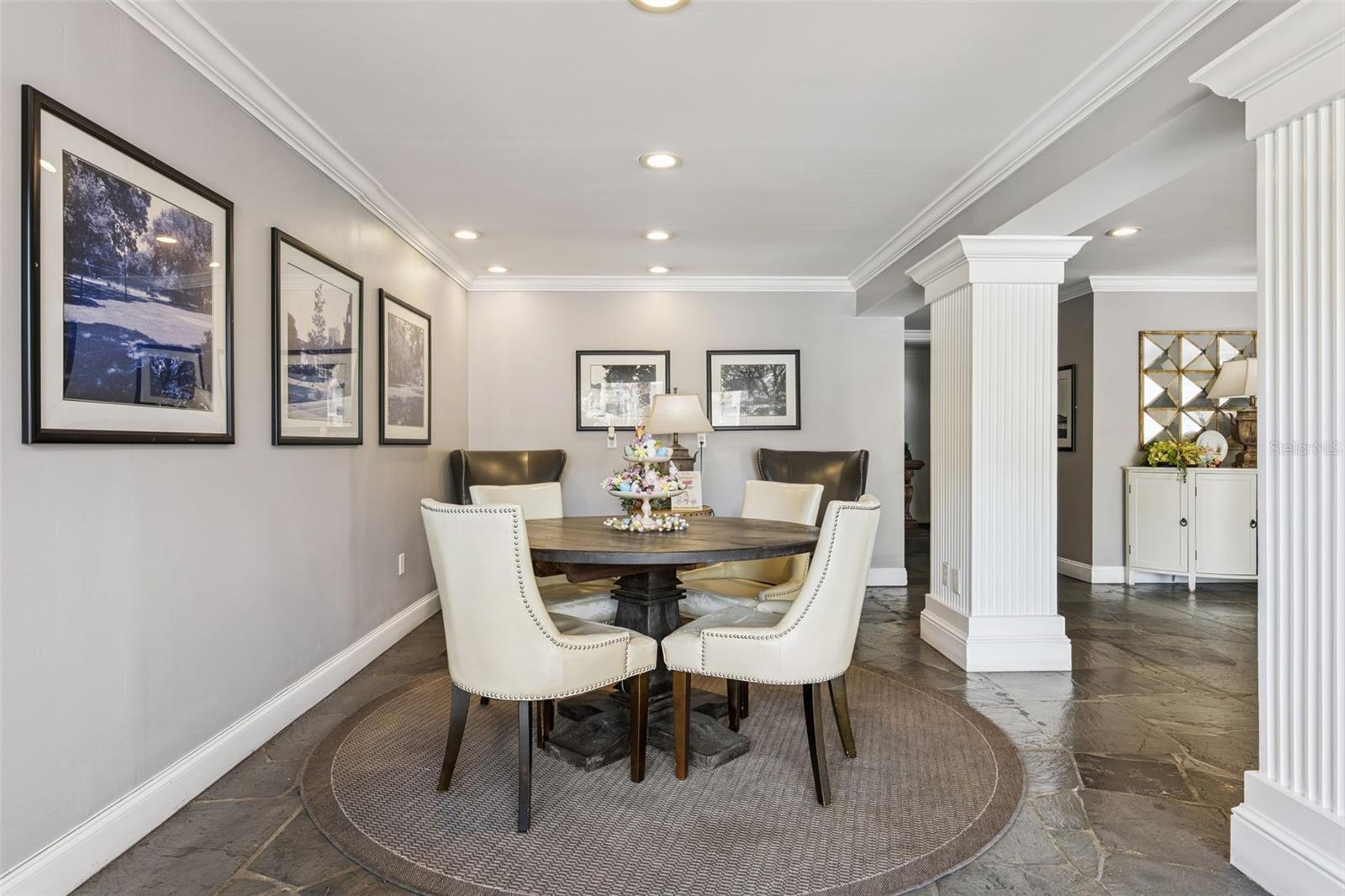 LAKESIDE/DELANEY PARK - Residential