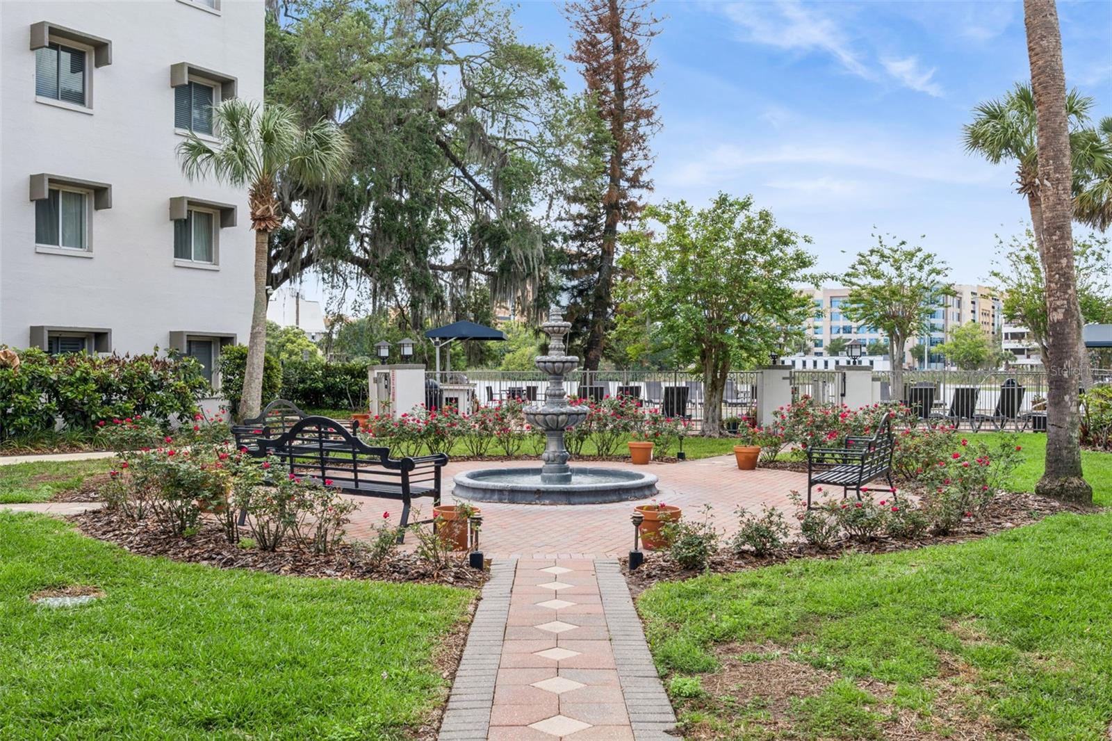 LAKESIDE/DELANEY PARK - Residential