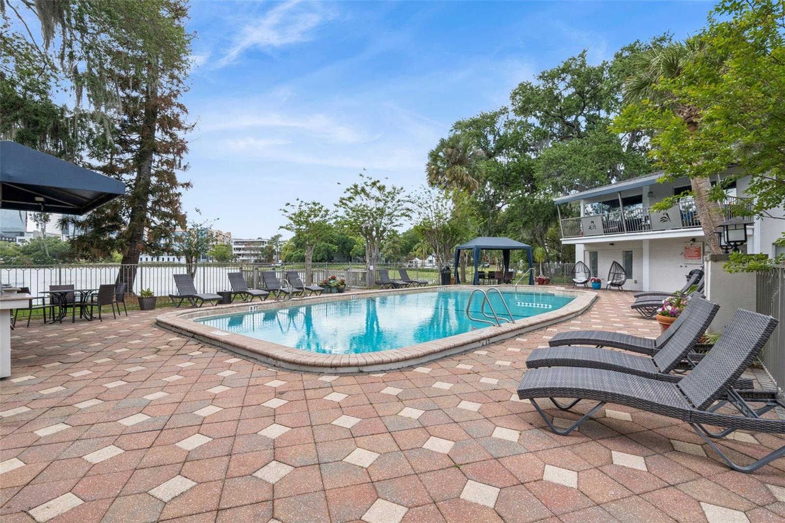 LAKESIDE/DELANEY PARK - Residential