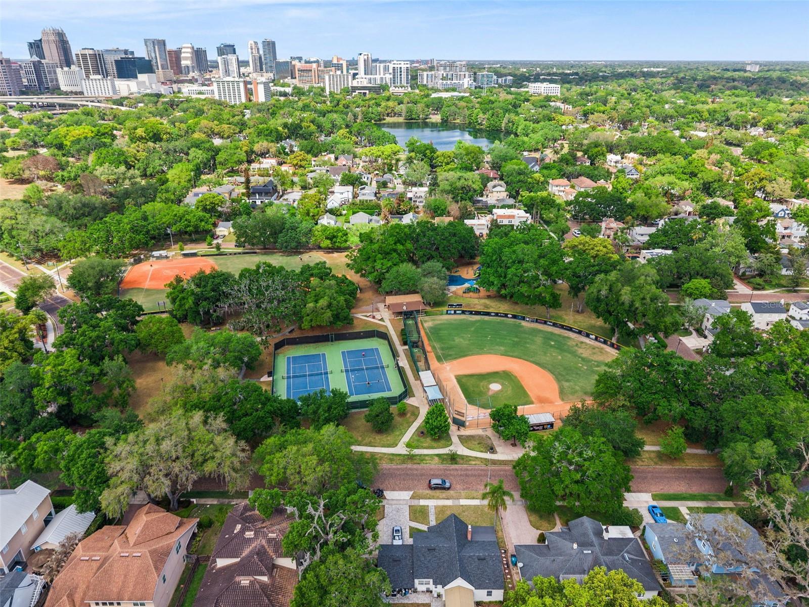 LAKESIDE/DELANEY PARK - Residential