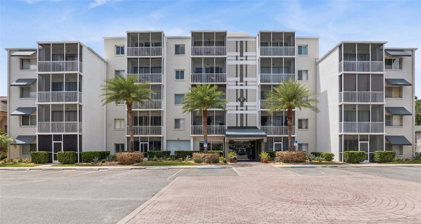 LAKESIDE/DELANEY PARK - Residential