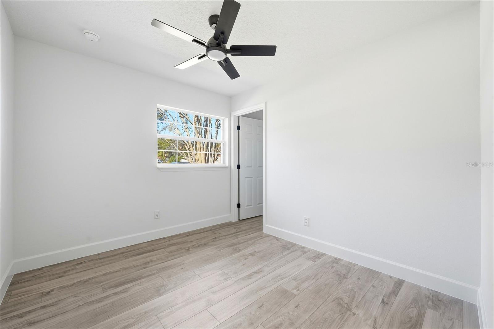 THREADGILL RESUB UNIT 02 - Residential