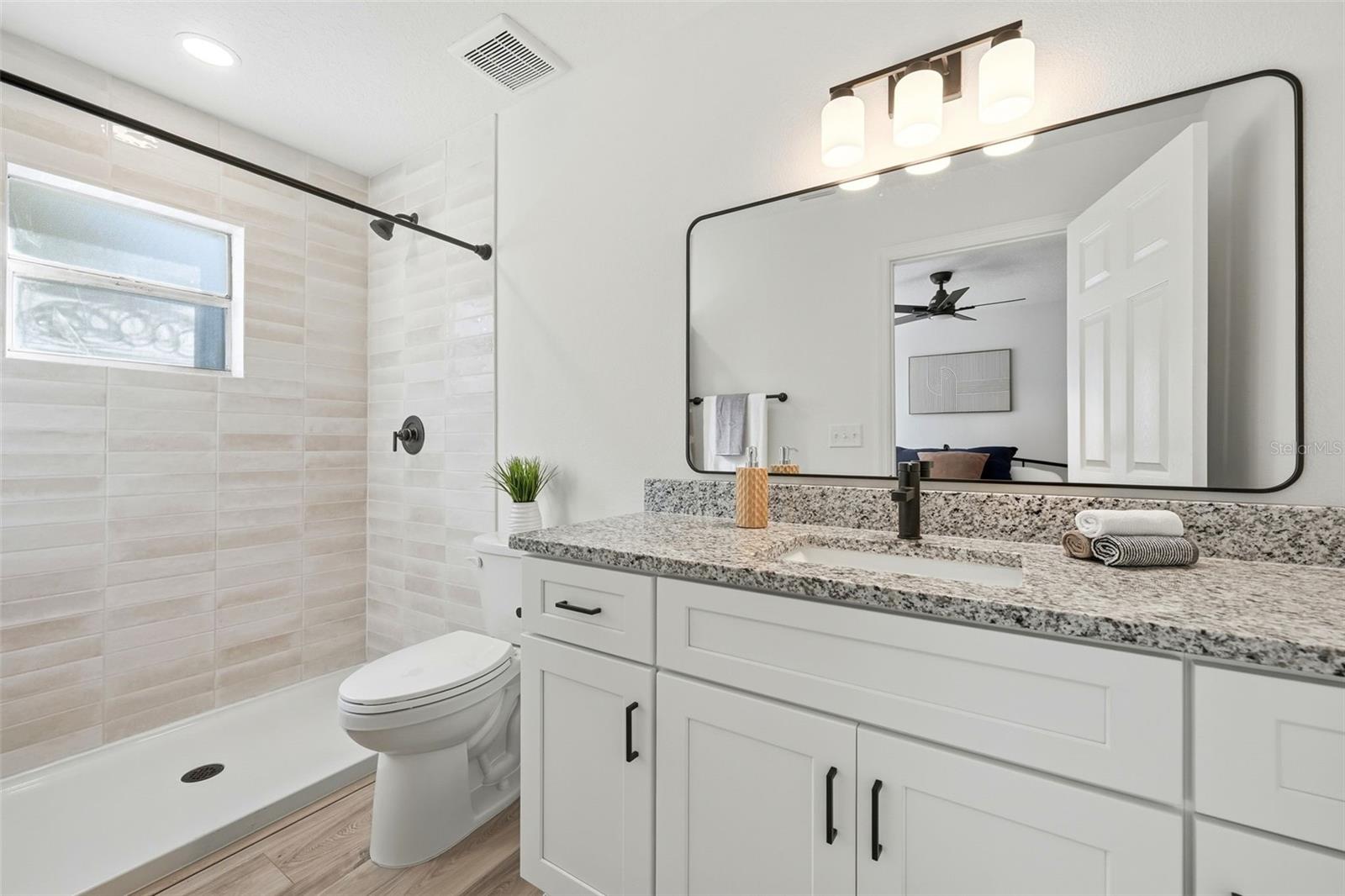 THREADGILL RESUB UNIT 02 - Residential