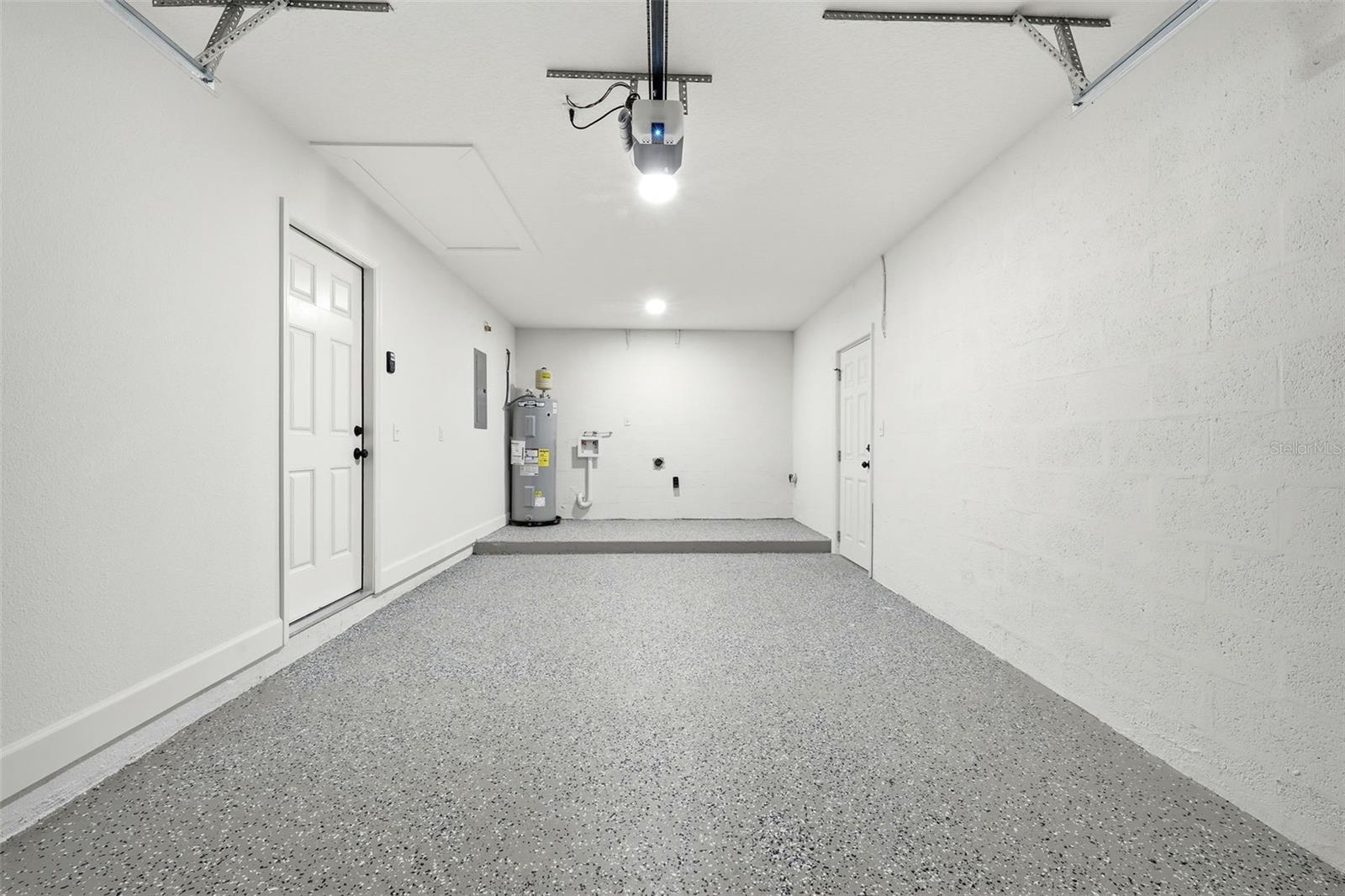 THREADGILL RESUB UNIT 02 - Residential