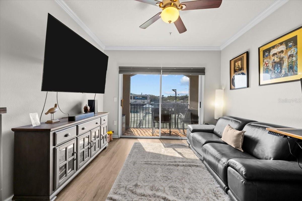 501 KNIGHTS RUN AVENUE 2109