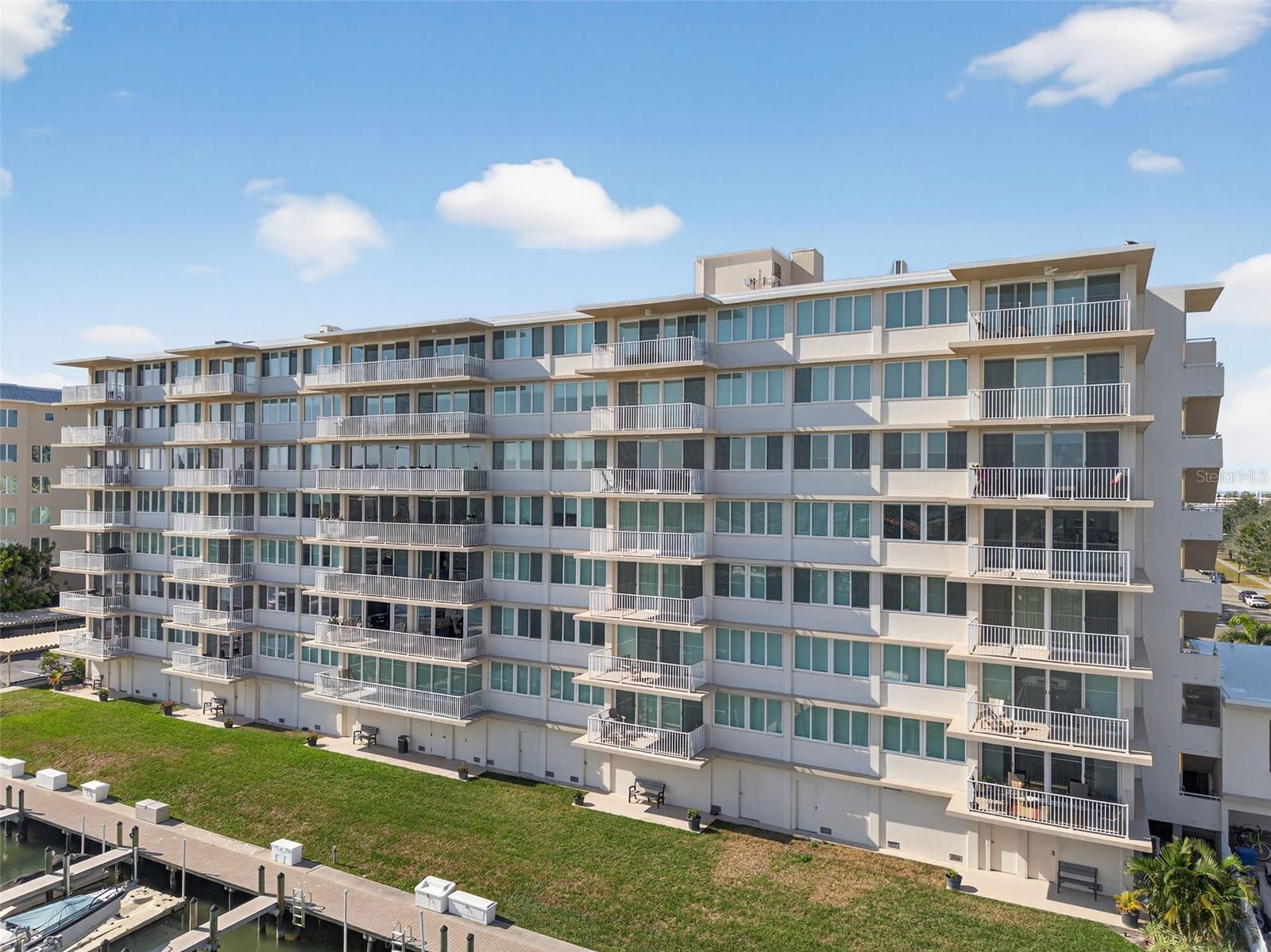 ISLAND WAY TOWERS CONDO - Residential