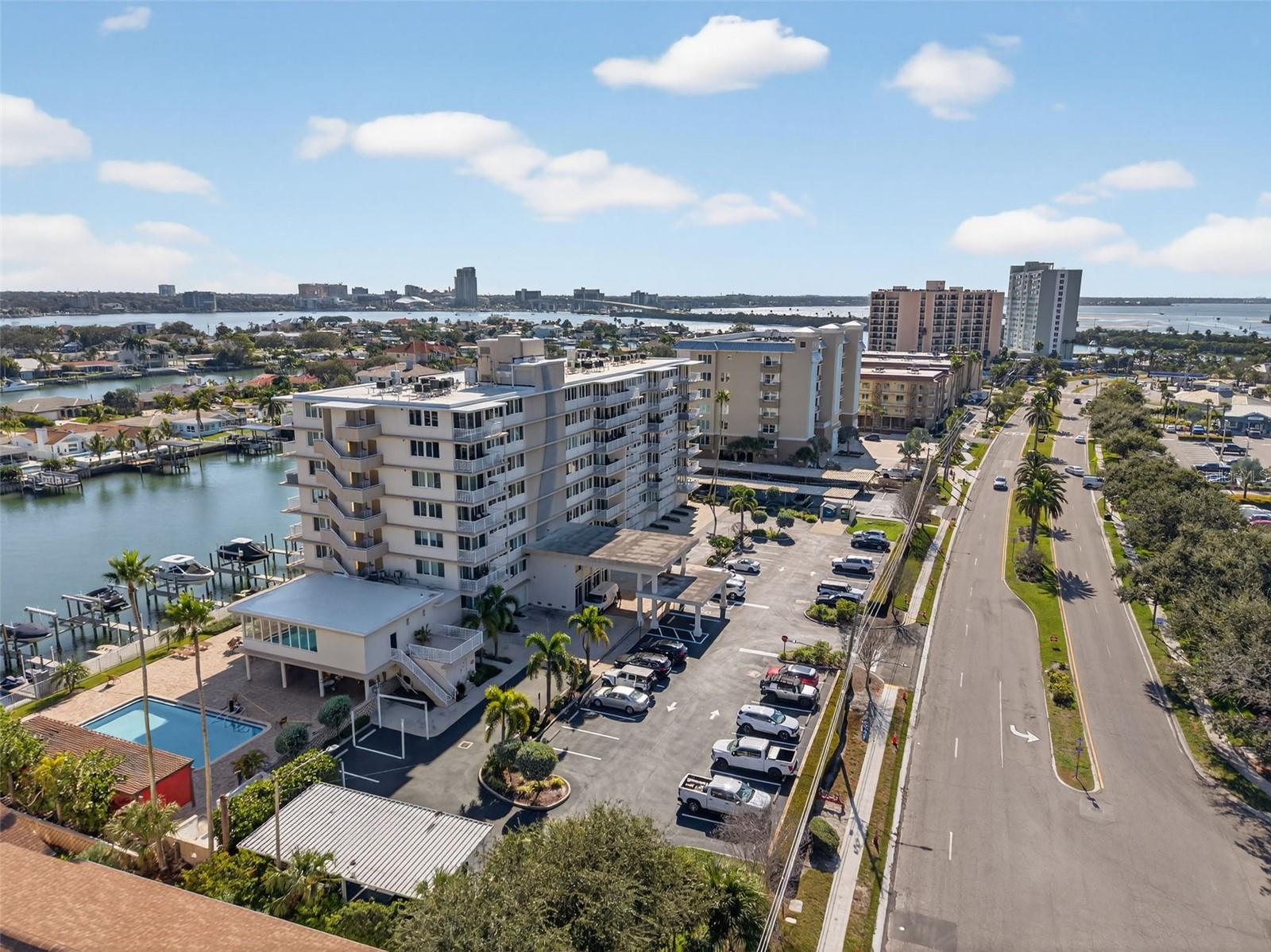 ISLAND WAY TOWERS CONDO - Residential