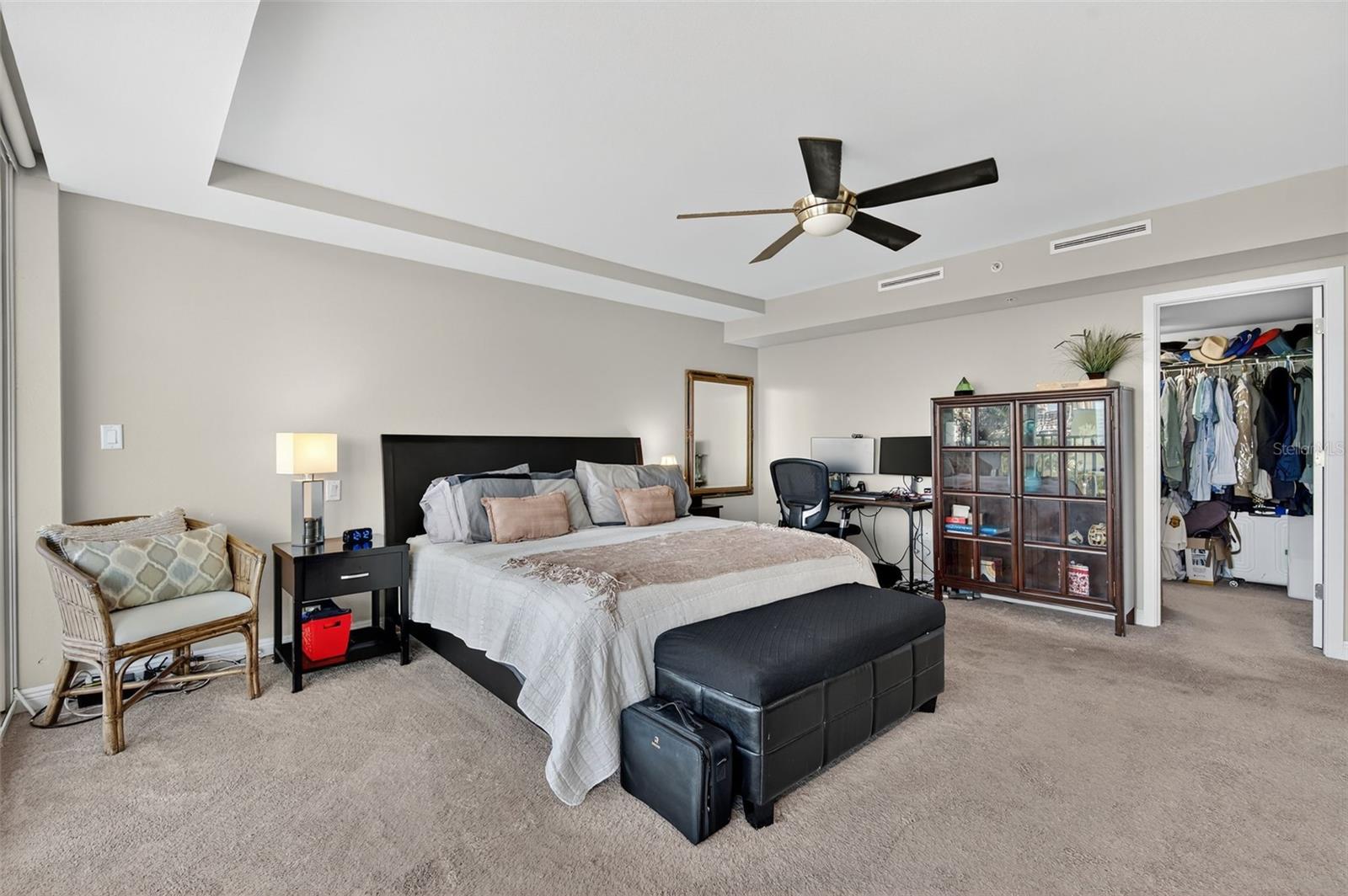 ISLAND WAY TOWERS CONDO - Residential