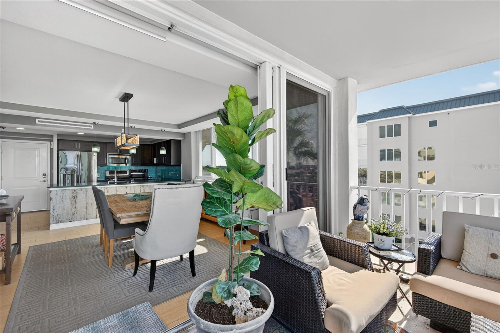 ISLAND WAY TOWERS CONDO - Residential