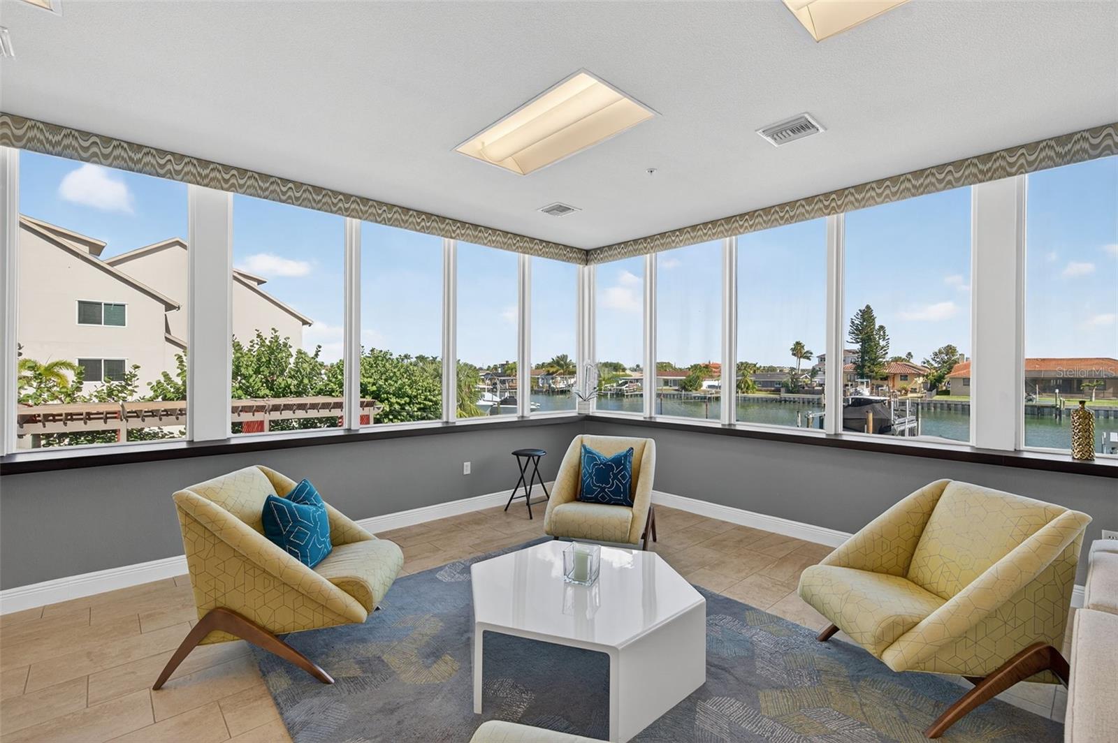 ISLAND WAY TOWERS CONDO - Residential