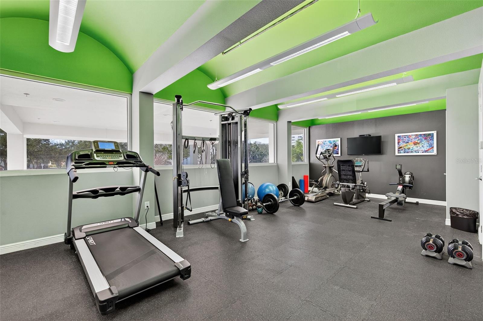 ISLAND WAY TOWERS CONDO - Residential