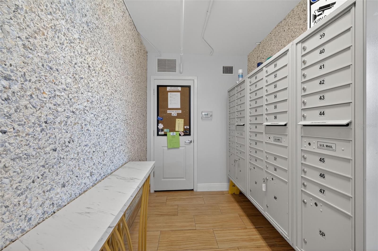 ISLAND WAY TOWERS CONDO - Residential