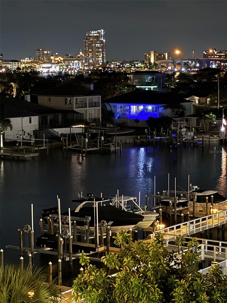 ISLAND WAY TOWERS CONDO - Residential