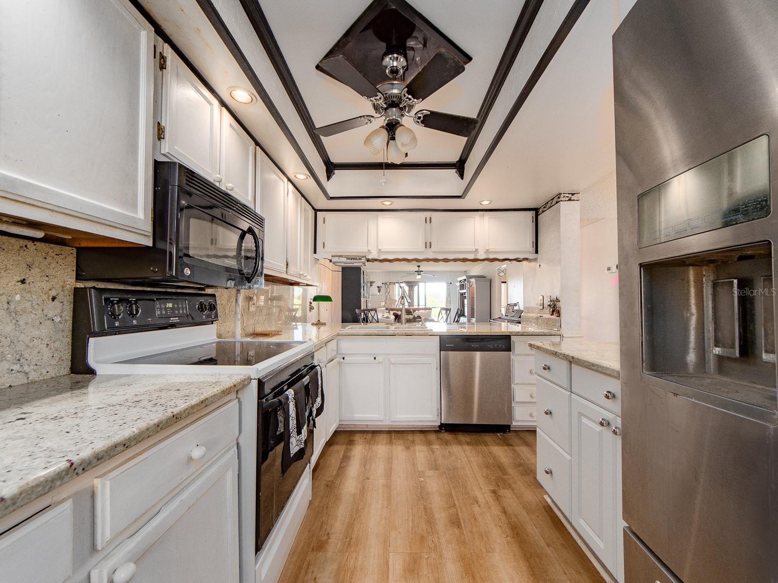 HARBOR GREENS AT YACHT CLUB ESTATES - Residential