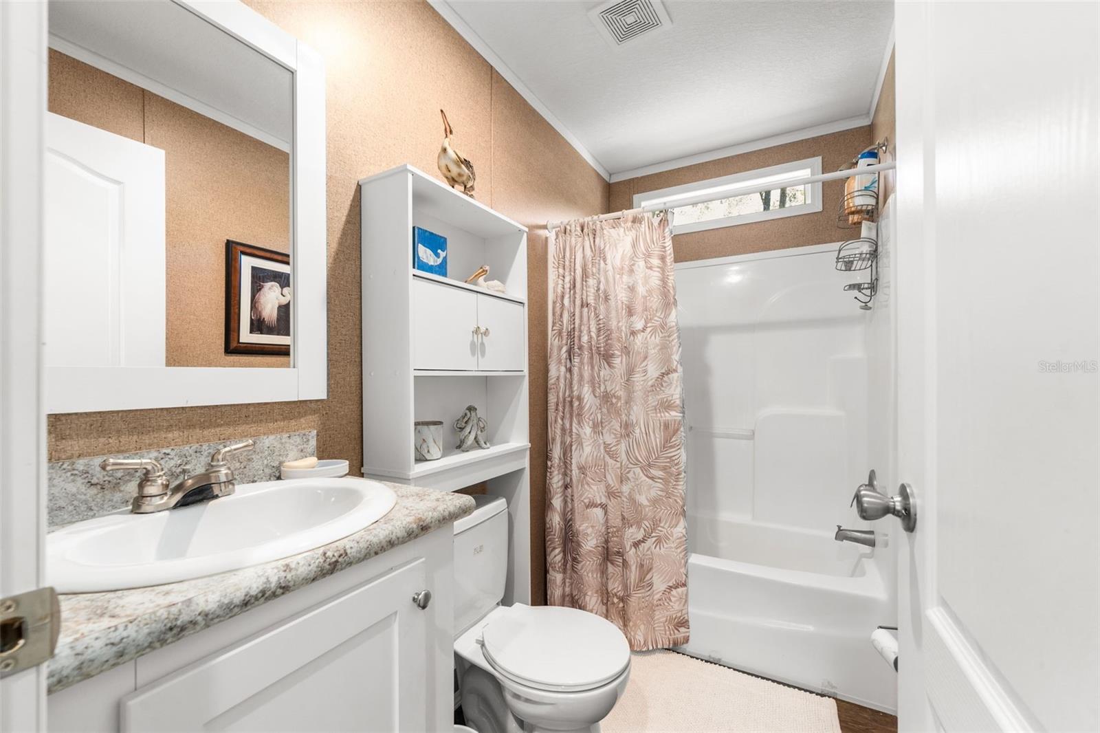 CLARK UN ONE - Residential