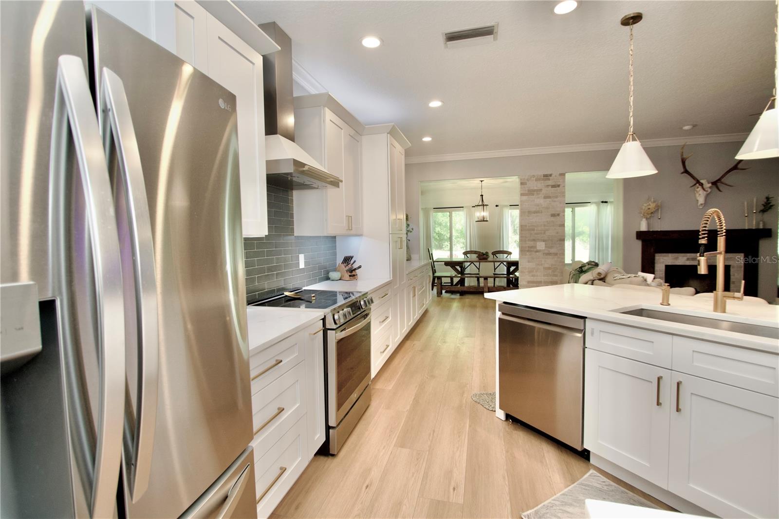 NATURES HIDEAWAY PH 04 - Residential