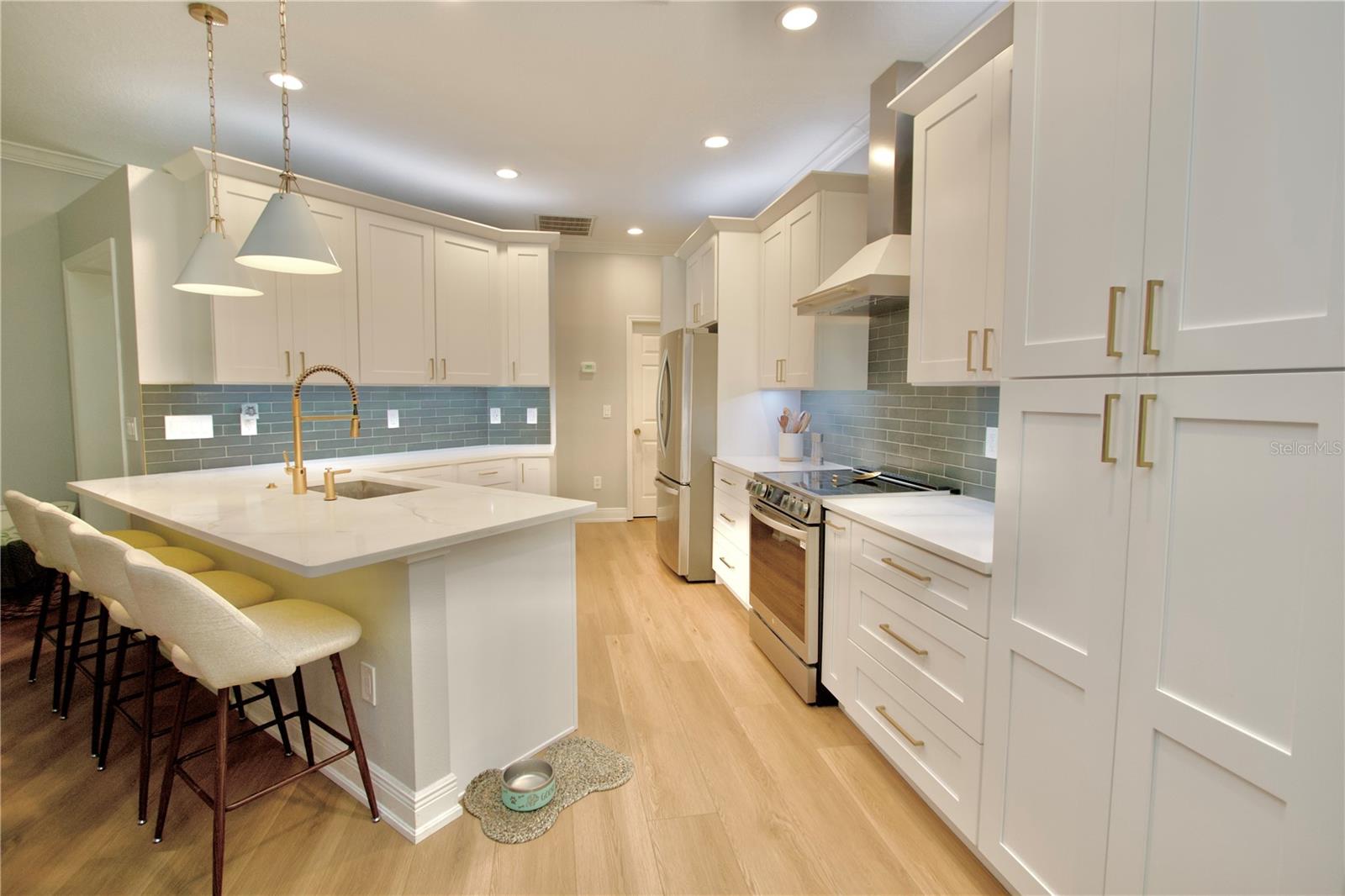 NATURES HIDEAWAY PH 04 - Residential