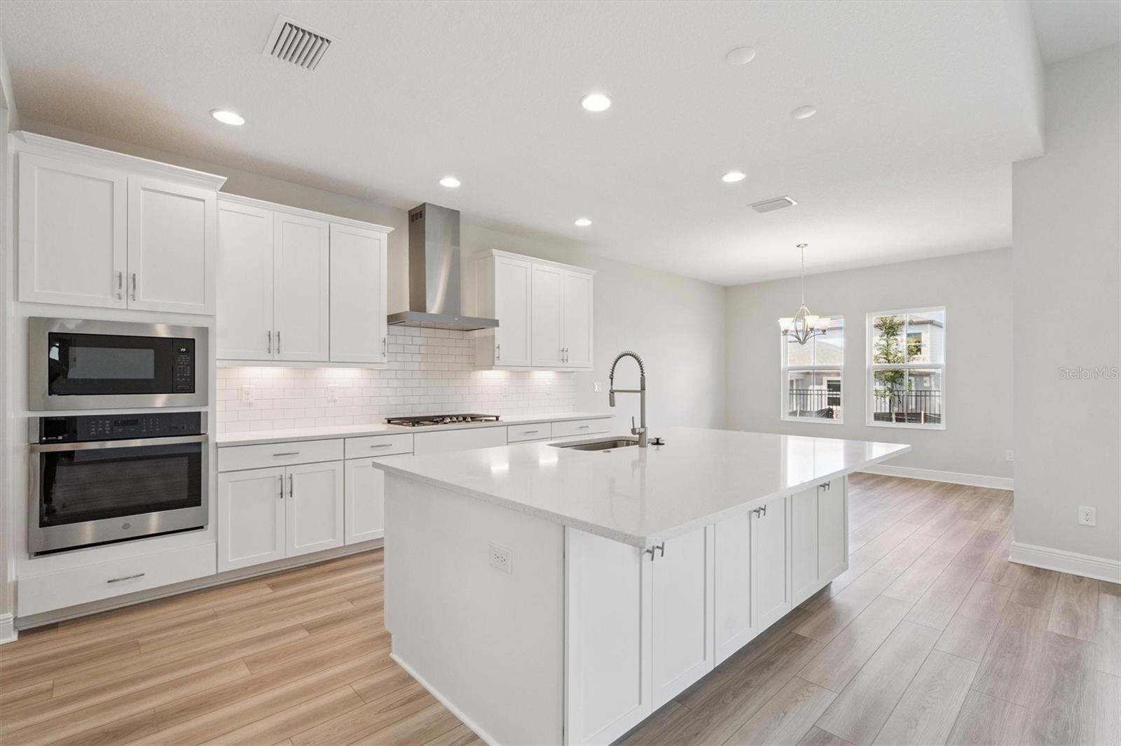 5286 WOLF CREEK DRIVE