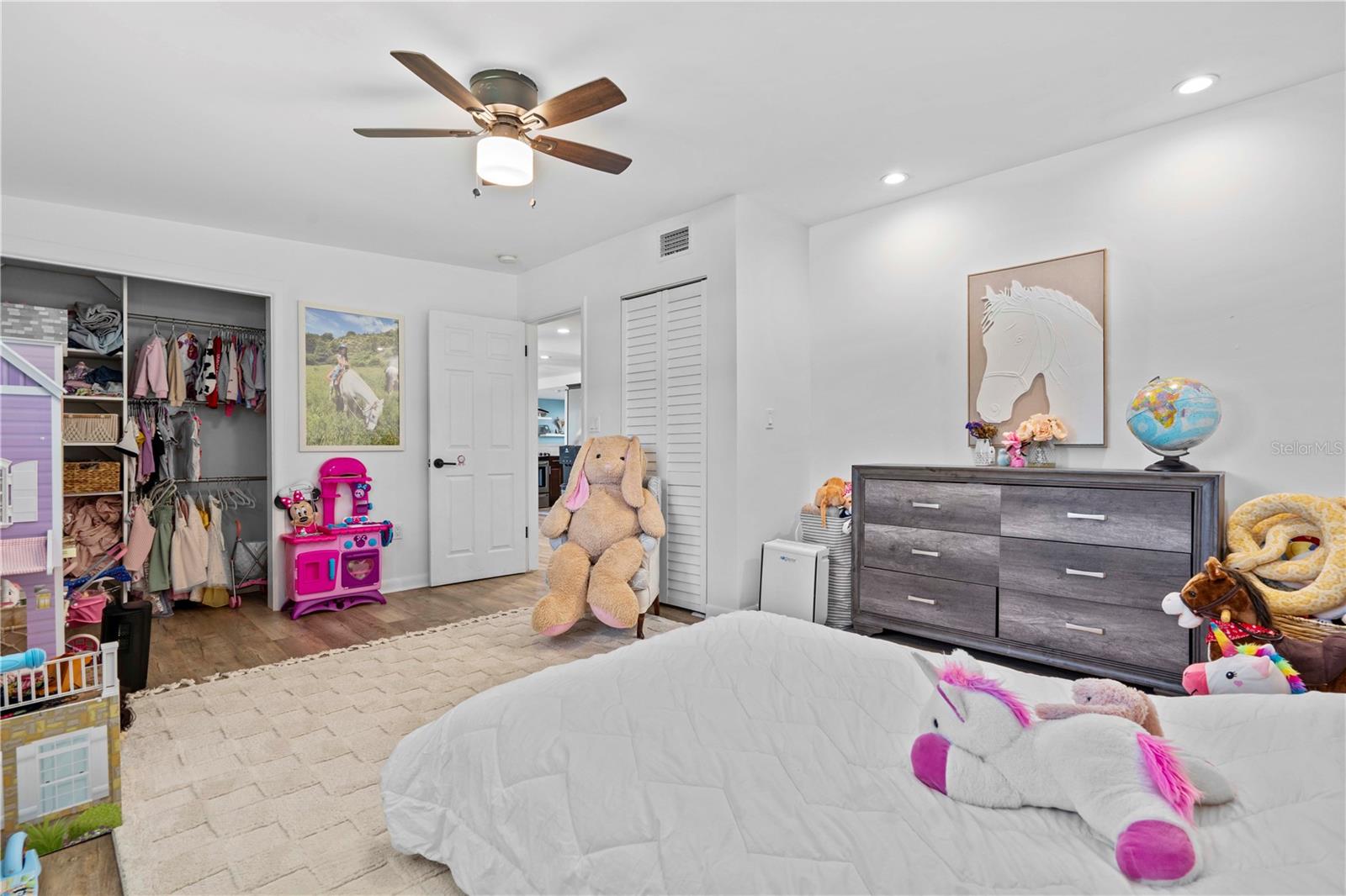 SHIRLEY MANOR SUB - Residential