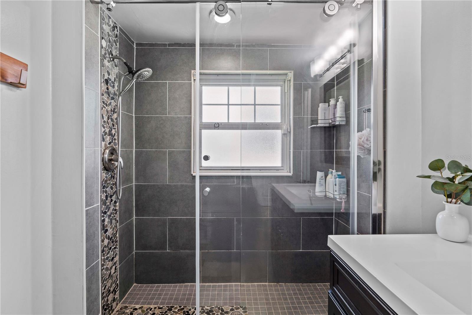 SHIRLEY MANOR SUB - Residential