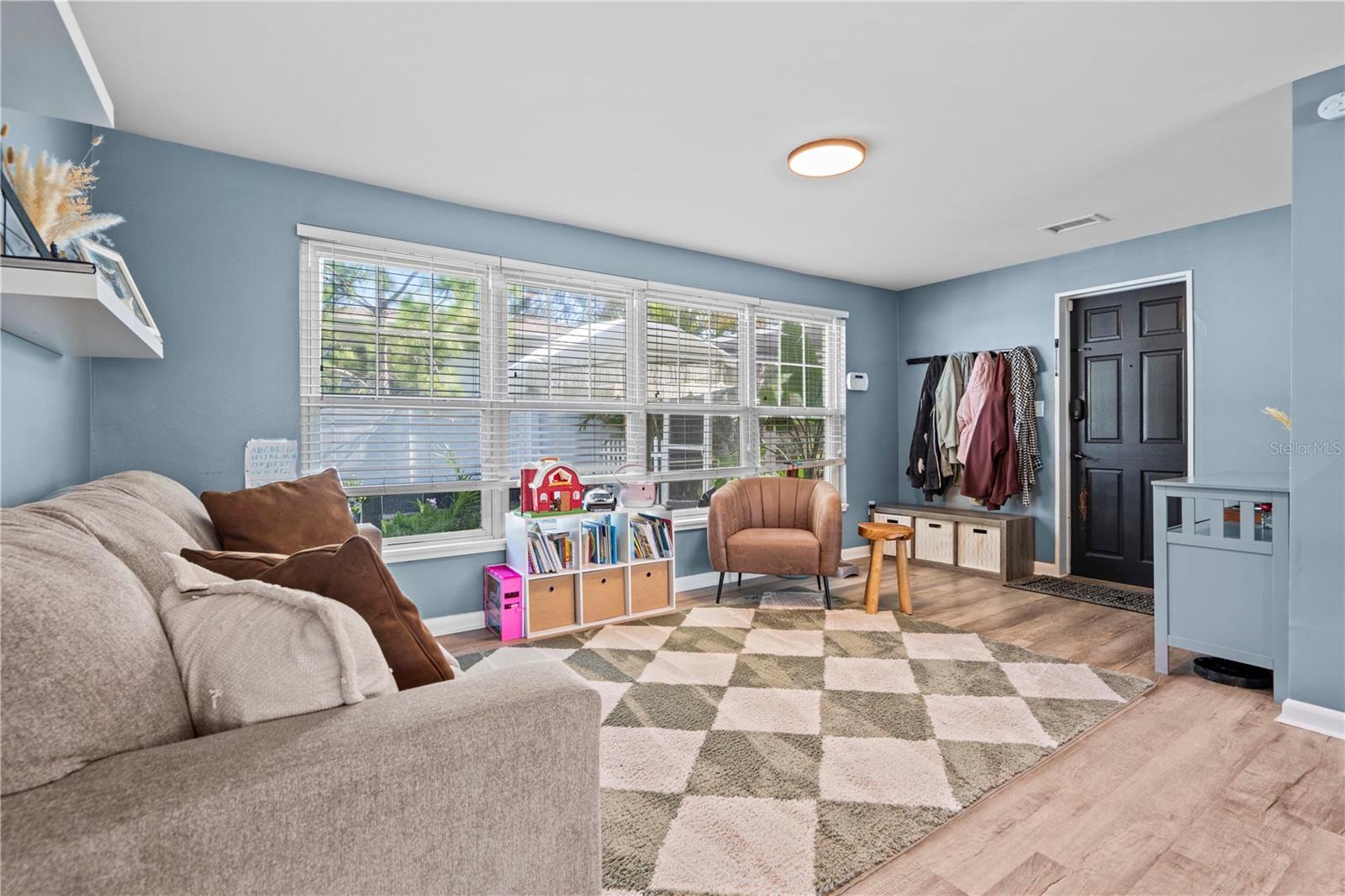 SHIRLEY MANOR SUB - Residential