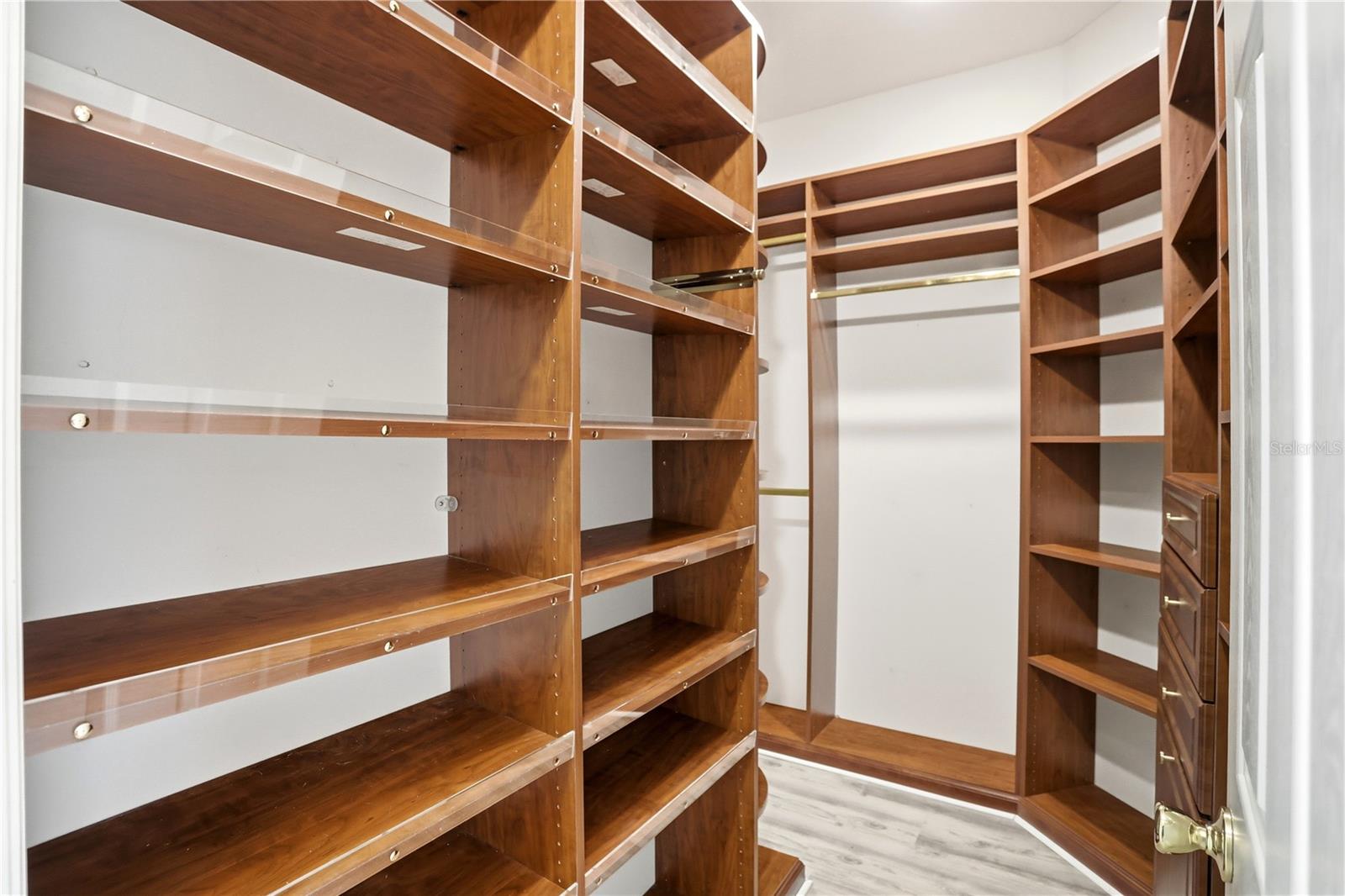 ESPRIT PH 1 - Residential