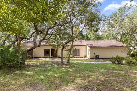 A home in HAINES CITY